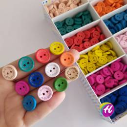 Bir Adet Renkli Ahşap Handmade Amigurumi Örgü Düğme *Renk Seçenekli